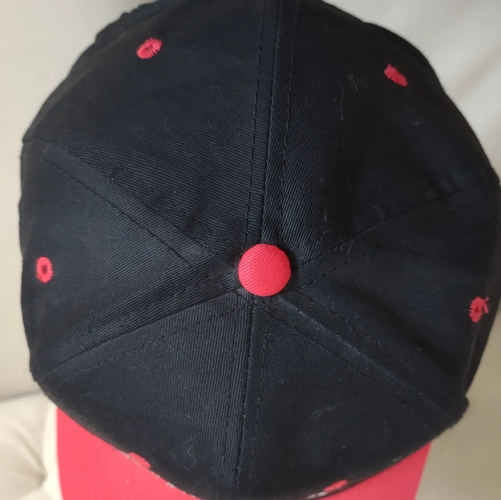 COCA-COLA Hat Black Red OS Adjustable Embroidered